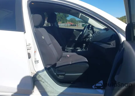 2011 Mazda Mazda3 I Sport from USA, damaged, VIN JM1BL1UF8B1359856